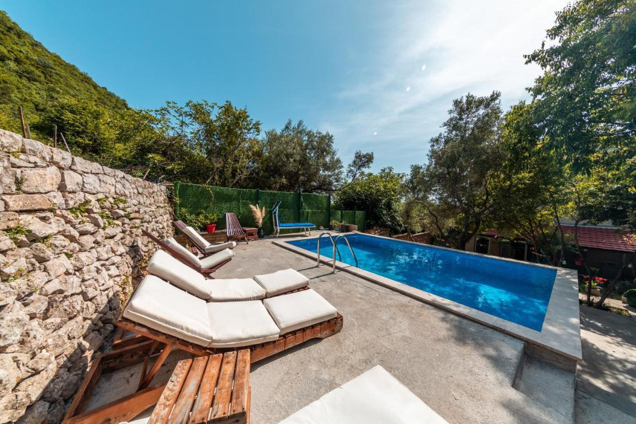 Apartment Olivija Budva Buitenkant foto